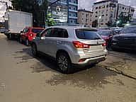 Mitsubishi Motors Outlander Sport SE 2019 - miniatura 3