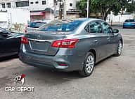 Nissan Sentra S 2017 - miniatura 2