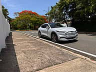 Ford Mustang Mach-E Premium RWD 2021 - miniatura 4
