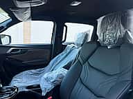 Isuzu DMAX LSE 2027 - miniatura 9