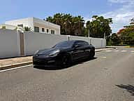 Porsche Panamera GTS 2013 - miniatura 1