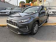 Toyota RAV4 LE 2021 - miniatura 5