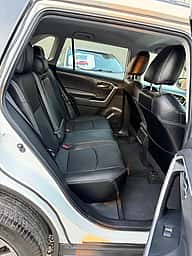 Toyota RAV4 XLE 2021 - miniatura 9