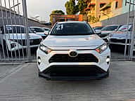 Toyota RAV4 XLE 2021 - miniatura 3