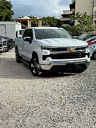 Chevrolet Silverado LT 2023 - miniatura 2
