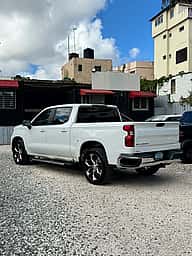 Chevrolet Silverado LT 2023 - miniatura 4