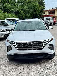 Hyundai Tucson SE 2022 - miniatura 1