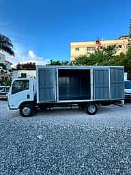 Isuzu ELF 2022 - miniatura 7