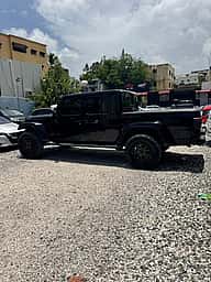 Jeep Gladiator Sport 2023 - miniatura 7