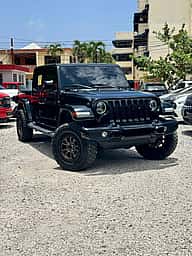 Jeep Gladiator Sport 2023 - miniatura 1