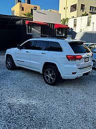 Jeep Grand Cherokee Overland 2020 - miniatura 4