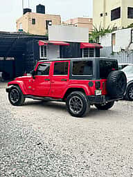 Jeep Wrangler Sahara Unlimited 2015 - miniatura 4