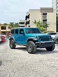 Jeep Wrangler Sahara Unlimited 2019 - miniatura 1