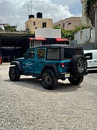 Jeep Wrangler Sahara Unlimited 2019 - miniatura 2