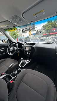 Kia Soul S 2019 - miniatura 9
