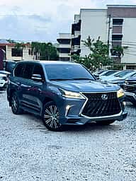Lexus LX 570 Sport 2020 - miniatura 1
