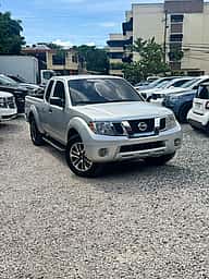 Nissan Frontier LE 2019 - miniatura 2