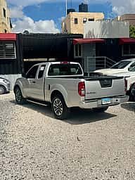 Nissan Frontier LE 2019 - miniatura 5