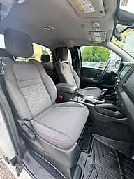 Nissan Frontier LE 2024 - miniatura 5