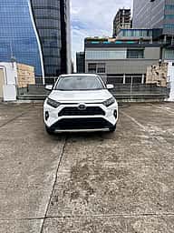 Toyota RAV4 LE 2022 - miniatura 8