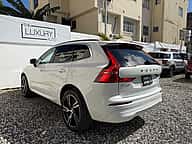 Volvo XC60 B5 PLUS 2022 - miniatura 2