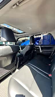 Toyota 4 Runner Limited 2021 - miniatura 7