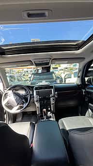 Toyota 4 Runner Limited 2021 - miniatura 8