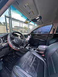 Kia Sorento LX 2019 - miniatura 8