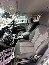 Kia Sorento LX 2023 - miniatura 9