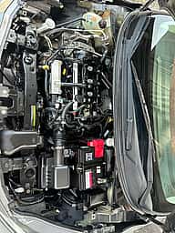 Nissan Versa SV 2020 - miniatura 6
