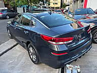 Kia Optima LX 2020 - miniatura 2