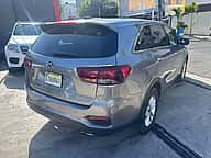 Kia Sorento LX 2019 - miniatura 3