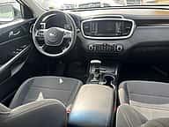 Kia Sorento LX 2020 - miniatura 9