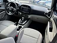 Kia Soul LX 2023 - miniatura 4