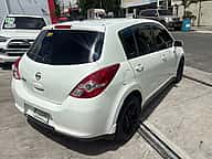 Nissan TIIDA 2011 - miniatura 4