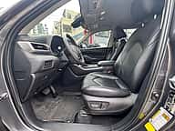 Toyota Highlander LE 2023 - miniatura 6