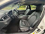 Toyota Camry SE 2020 - miniatura 7