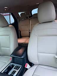 Ford Explorer 2021 - miniatura 10