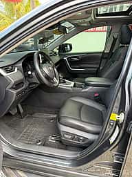 Toyota RAV4 XLE 2023 - miniatura 7