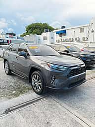 Toyota RAV4 XLE 2023 - miniatura 2