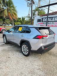 Toyota RAV4 XLE Premium 2021 - miniatura 6