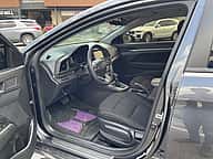 Hyundai Elantra SEL 2020 - miniatura 9