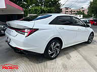 Hyundai Avante Luxury 2022 - miniatura 6