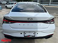 Hyundai Elantra SEL 2022 - miniatura 5