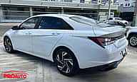 Hyundai Elantra SEL 2022 - miniatura 4