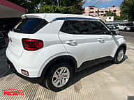 Hyundai Venue 2021 - miniatura 6