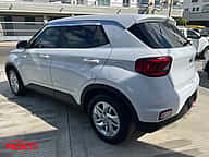 Hyundai Venue 2021 - miniatura 3