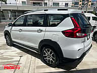 Suzuki XL7 2023 - miniatura 4