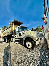 Mack Granite Volteo 2013 - miniatura 2