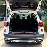 Kia Seltos LX 2023 - miniatura 8
